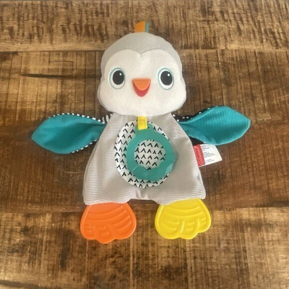 Infantino TEETHER Penguin Lovey Crinkle Ribbed Textured Cuddly Gray Plush Toy 9" - Picture 2 of 7